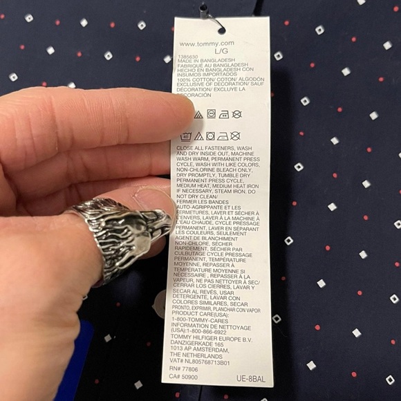 NWT Men's Large Tommy Hilfiger Short Sleeve Button Down Diamond Print Shirt Navy - Picture 5 of 7